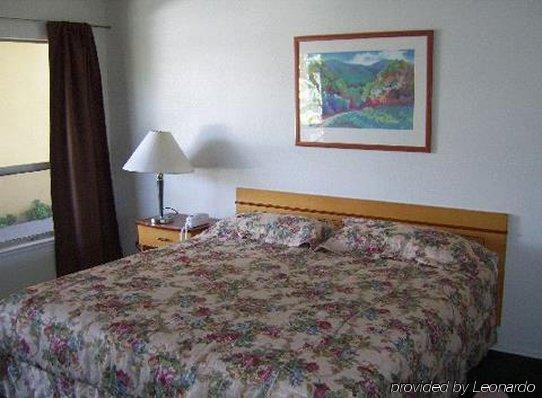 Hillsdale Inn San Mateo Room photo